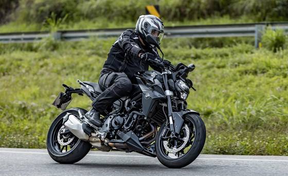 BMW F 900 R SPORT PLUS 
